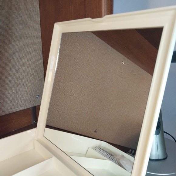 Vtg Estee Lauder Brush/Comb With Ivory Hard Plastic Makeup Case Jewelry Box 90s - Picture 4 of 16